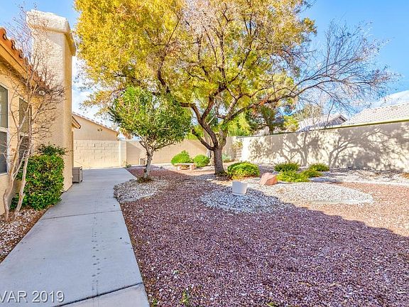 3rd image of 4420 W La Madre Way
