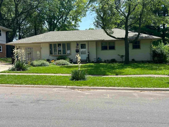 3931 Seward Ave, Rockford, IL 61108