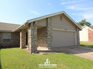 8124 E 65th Pl, Tulsa, OK 74133