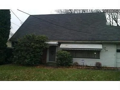 3530 Champlain Ave photo 1