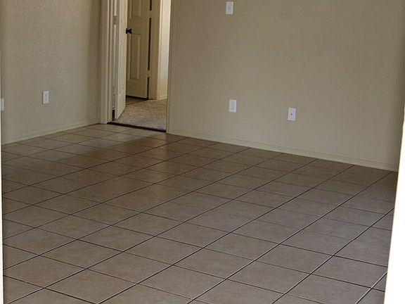 3rd image of 7850 E 40th Pl