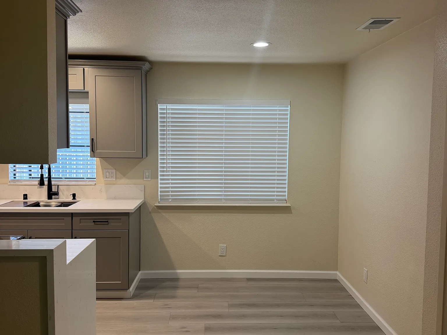 2 bed, $2,895 — Photo 2