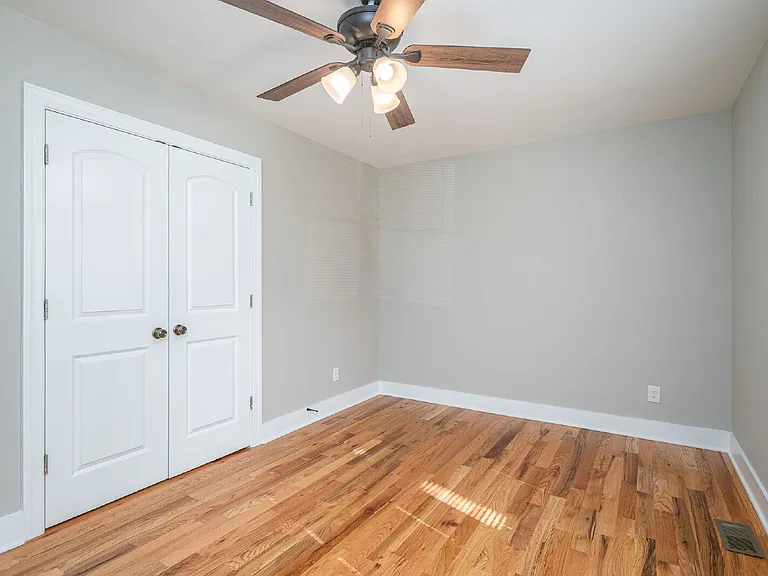 412 Forest Dr — Photo 18