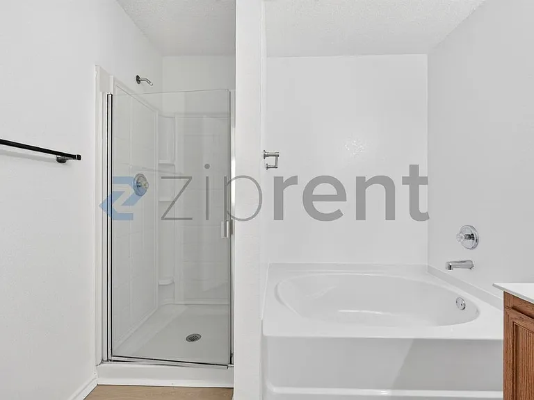 1320 Junction Run — Photo 22