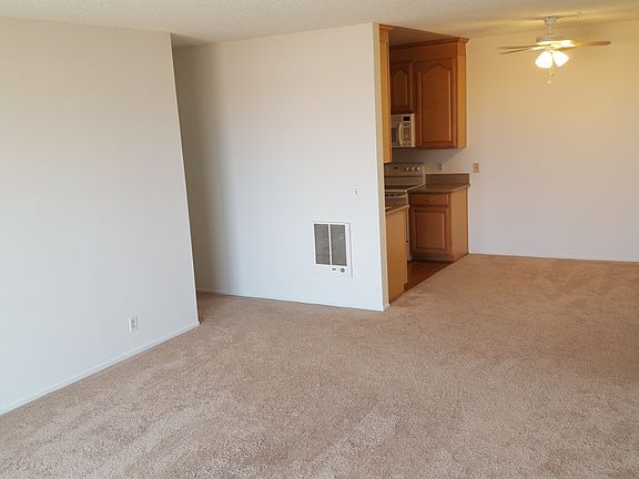 5th image of 1707 Pacific Coast Hwy Unit 414
