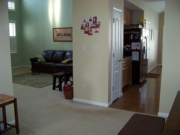 5th image of 812 Willberry Dr