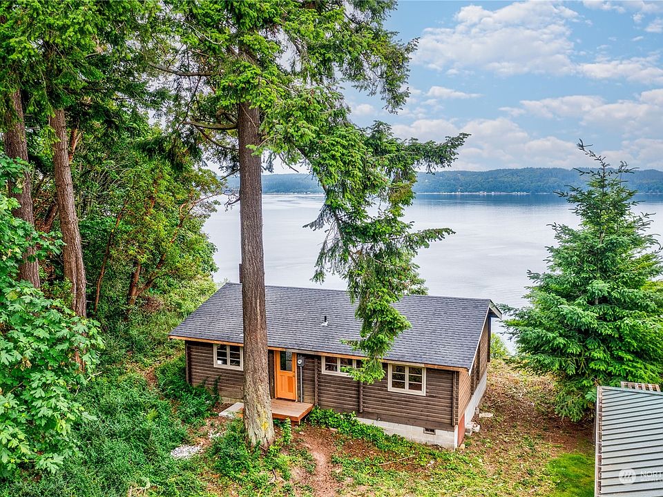 1st image of 32 B Whidbey Island Drive