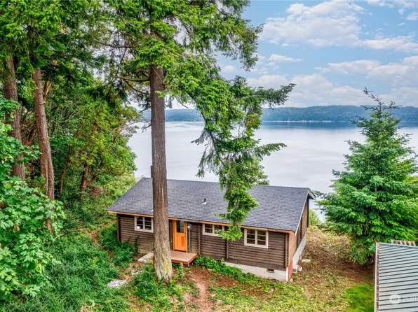 32 B Whidbey Island Drive, Hat Island, WA 98206