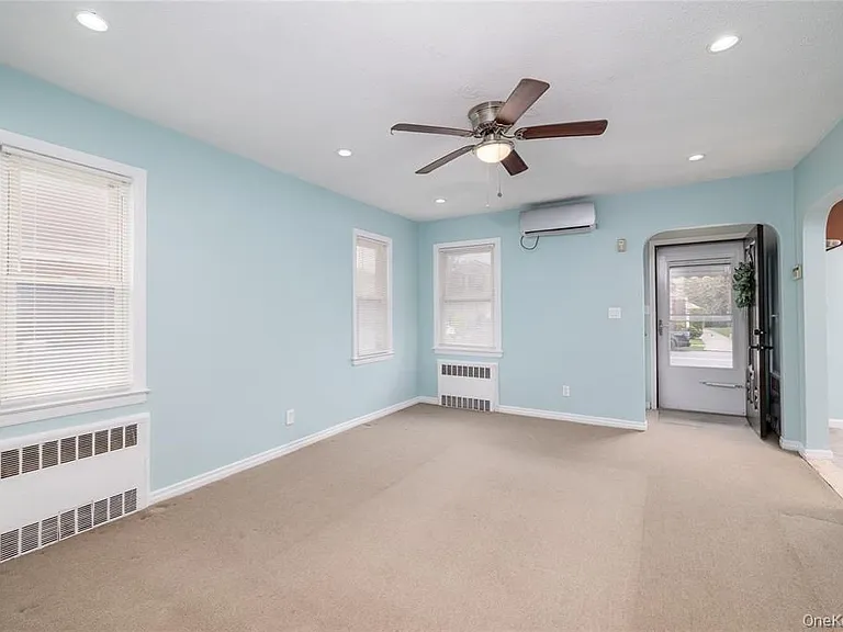 8107 Commonwealth Blvd — Photo 2