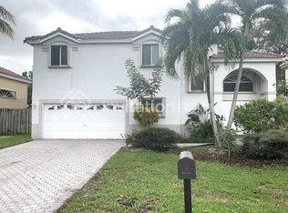 11240 Renaissance Rd, Hollywood, FL 33026