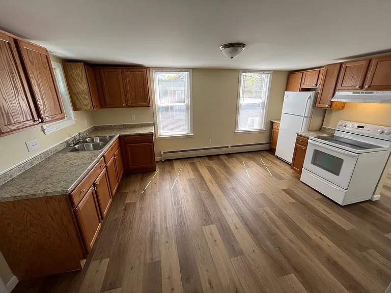 29 State St #302 — Photo 7