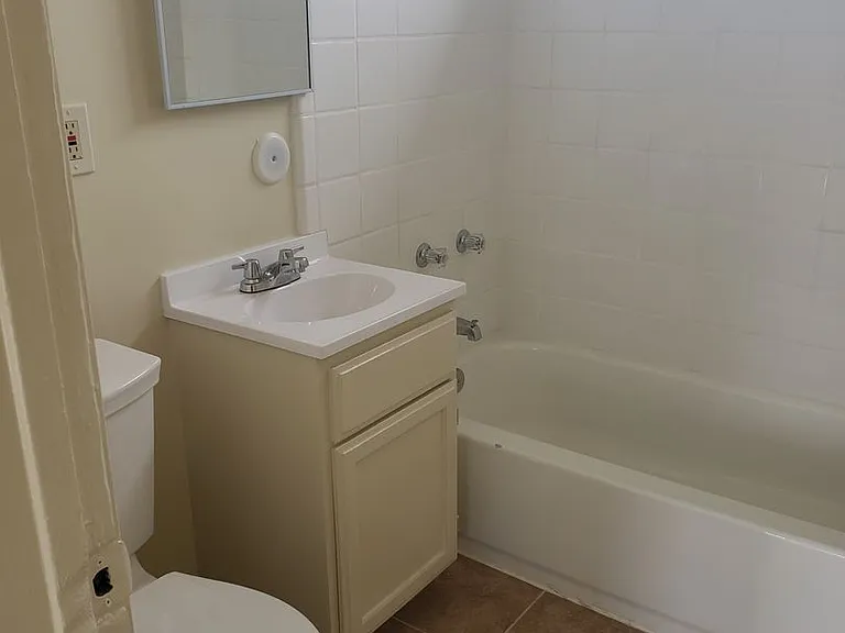 8202 Wilcox Ave — Photo 19