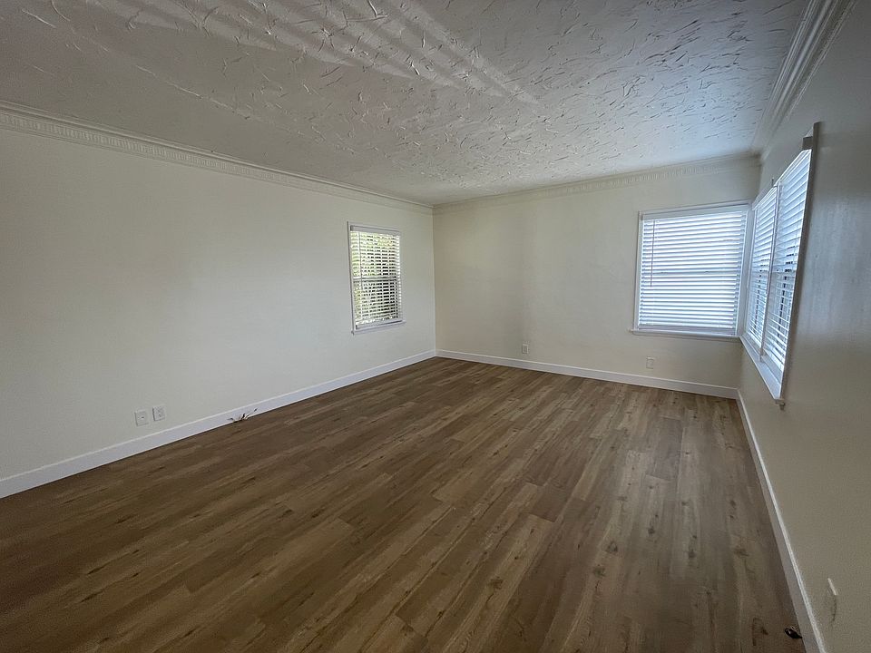 1st image of 824 N Edinburgh Ave #824