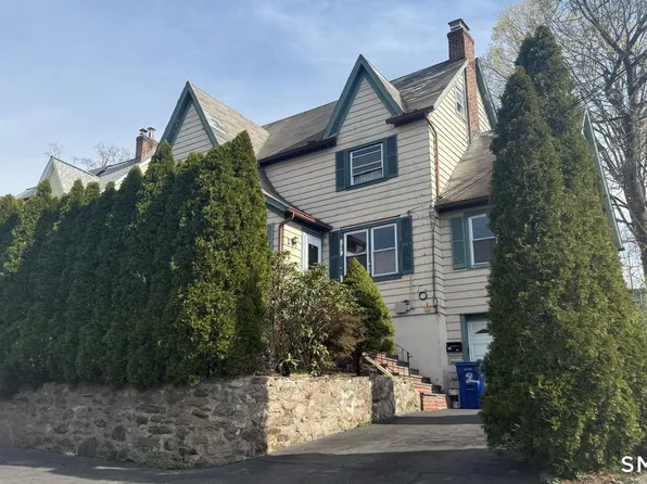 2 Maplewood Ter, Norwalk, CT