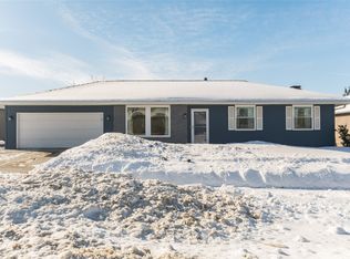 6723 1st Ave SW, Cedar Rapids, IA 52405