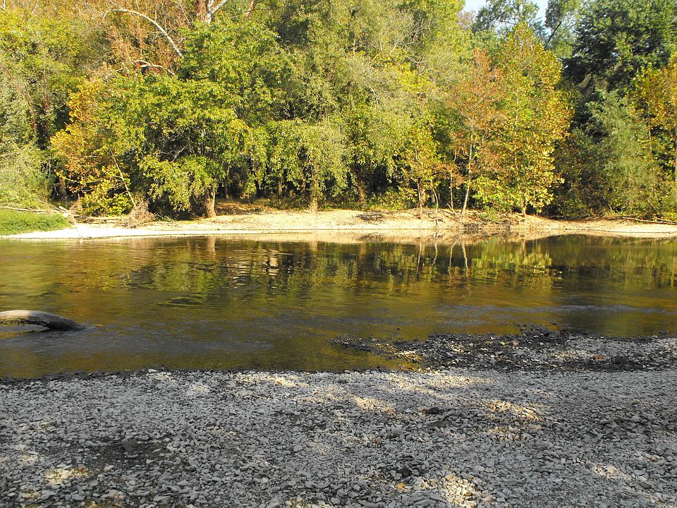 1st image of 285 River Crest Ln