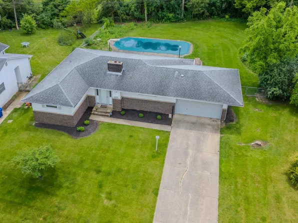 813 Stinson Dr, Columbus, OH 43214