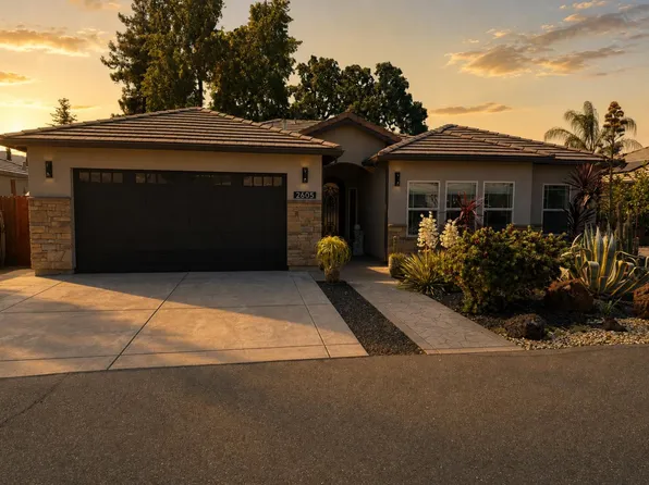 2605 Gunn Rd, Carmichael, CA 95608