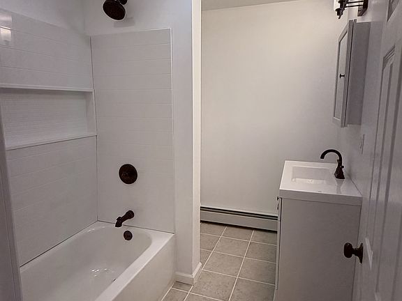 5th image of 88 Silver St #11568645