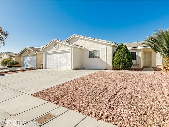 2nd image of 2212 Fountain Valley Way