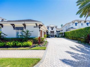 6818 Mangrove AVE, NAPLES, FL 34109