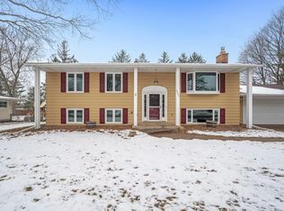 3443 Churchill St, Saint Paul, MN 55126