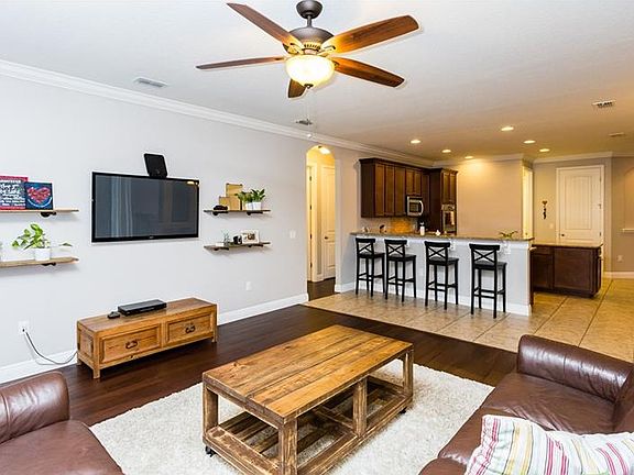 3rd image of 268 Volterra Way