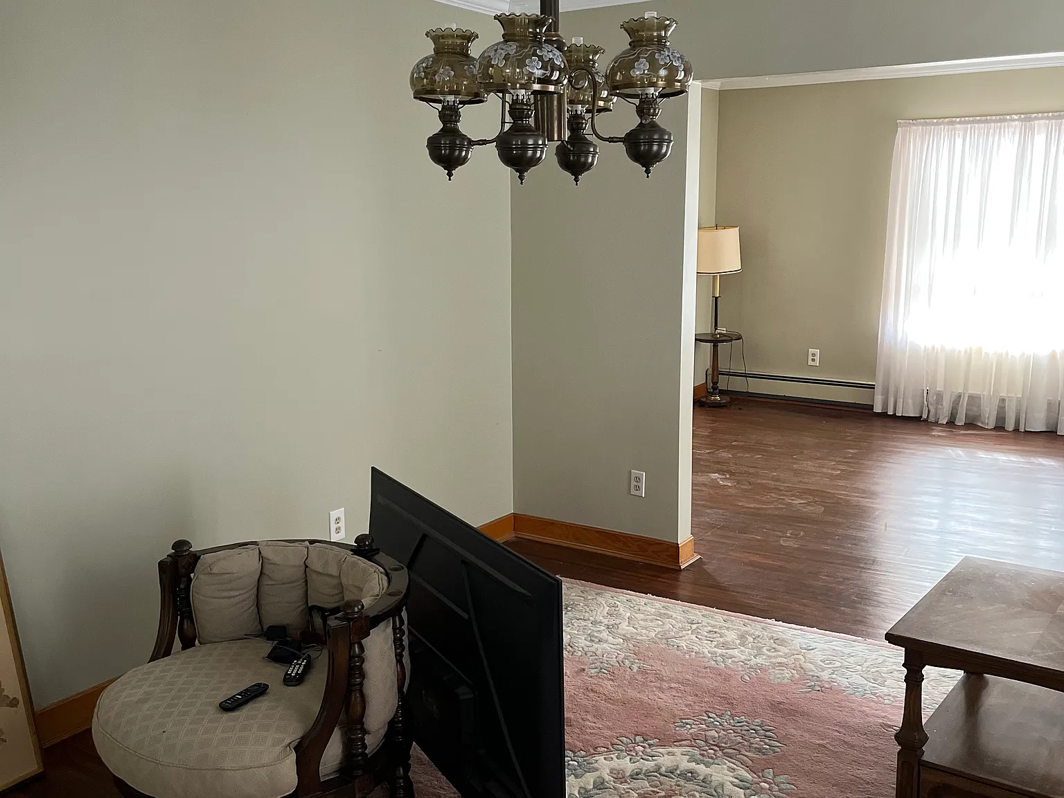3 bed, 2000 sqft, $4,000 — Photo 3