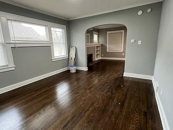 2nd image of 5128 Paseo Blvd