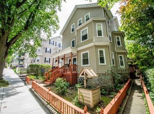 505-507 President Ave, Fall River, MA 02720