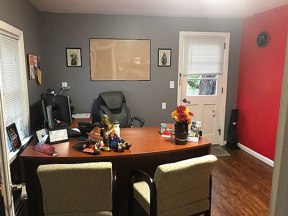 Private office 