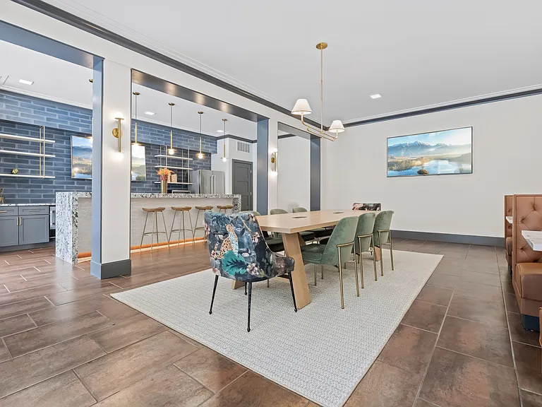 Aster Apartments — Photo 44