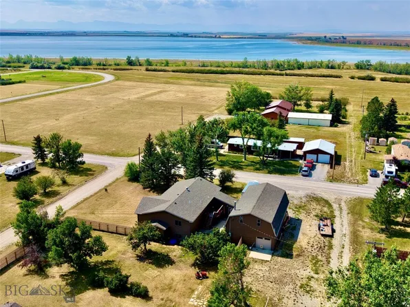 101 Pondera Ave, Valier, MT 59486