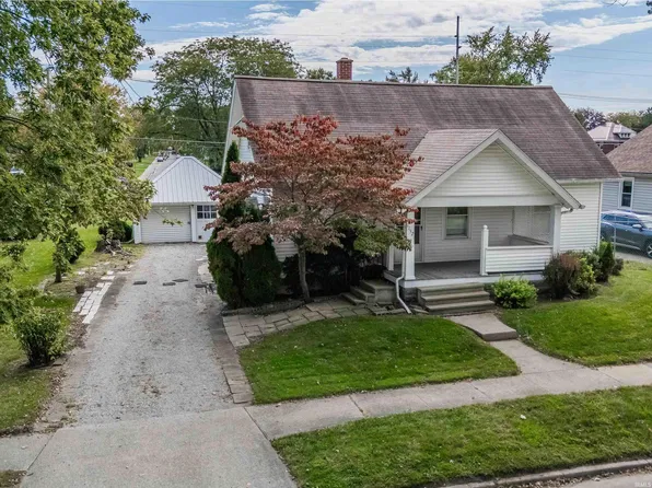 1152 Hartzell St, New Haven, IN 46774