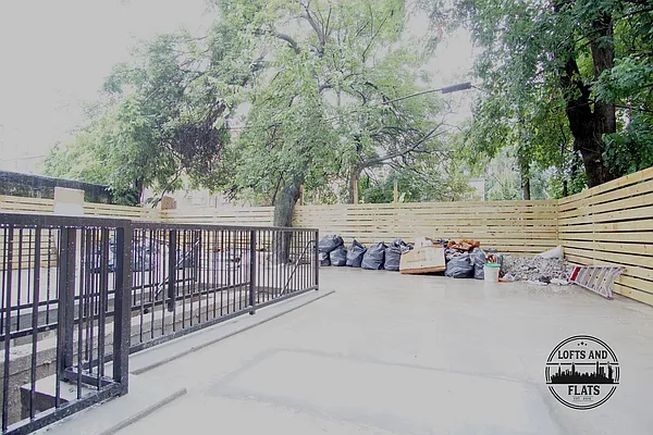 Rented by Lofts and Flats LLC | media 39