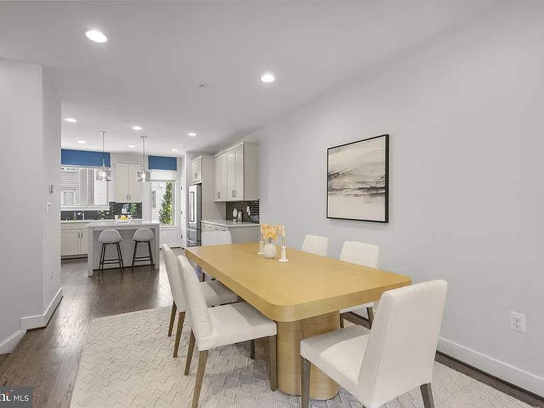 820 Thompson Cres #26 — Photo 13