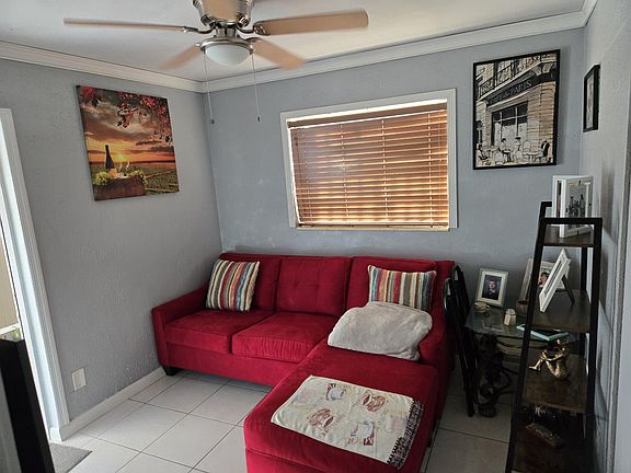 4th image of 119 Sw Ave #35