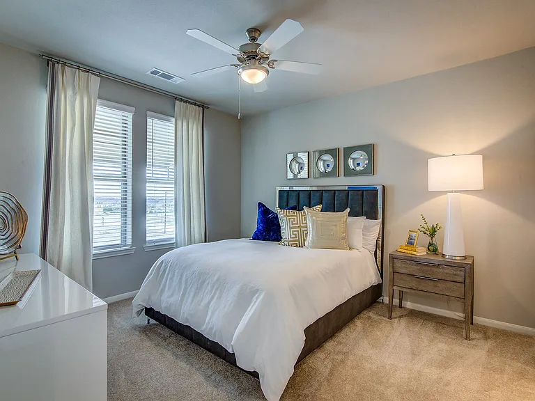 900 Gordon Heights Ln — Photo 38