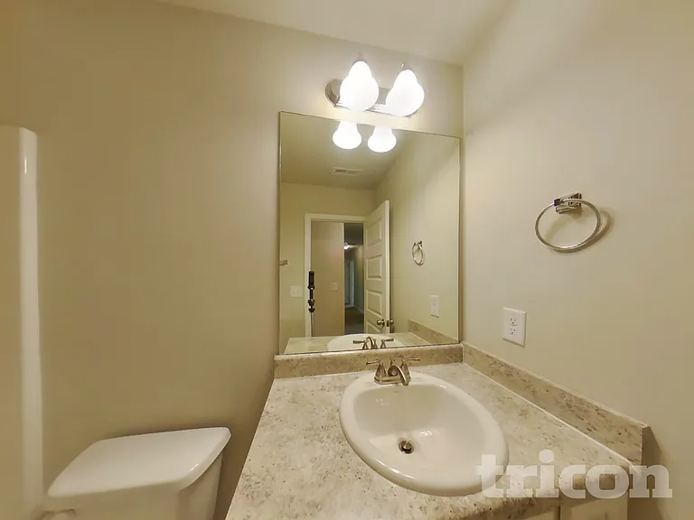 701 Jackson Ct — Photo 31