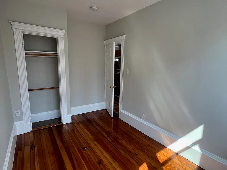 70 Joy St #10 — Photo 17