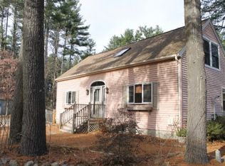 5 Willow Rd, Windham, NH 03087