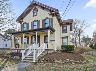 40 Maple St, Braintree, MA 02184