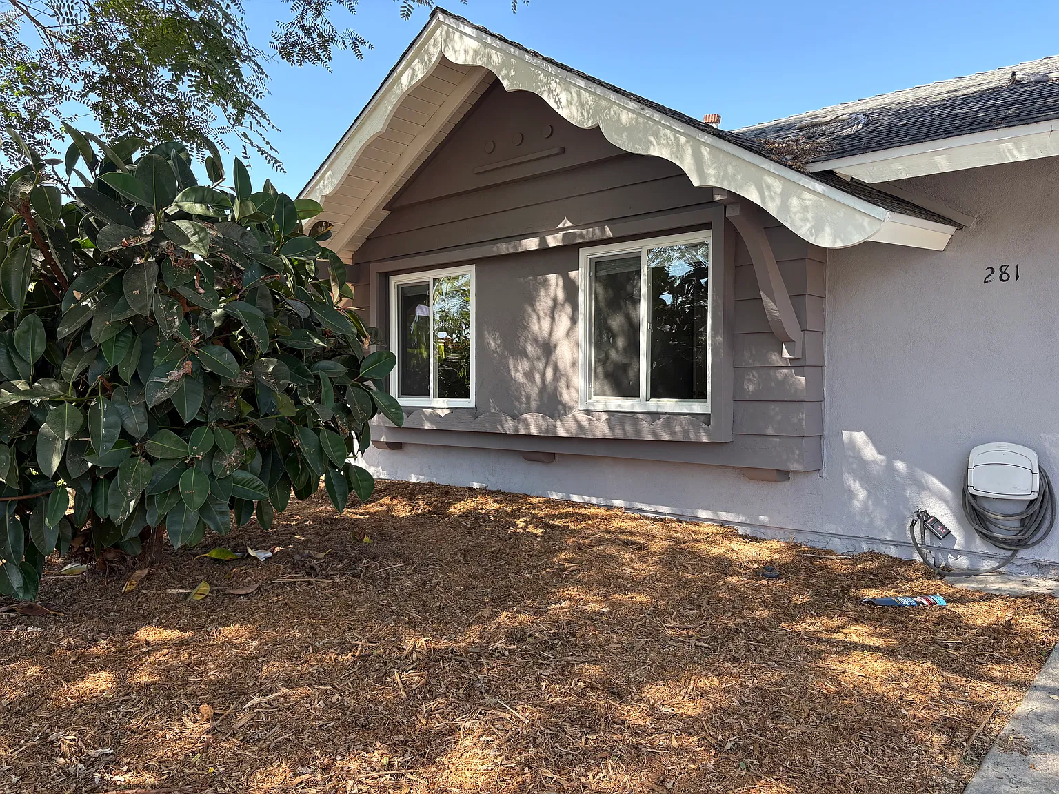 3 bed, 1.5 bath, 1014 sqft, $3,675 — Photo 1