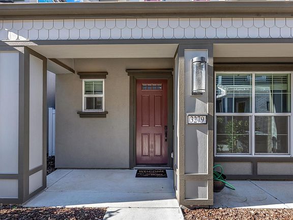 2nd image of 3279 Hummingbird Ct