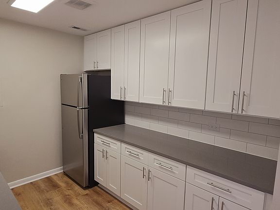 4th image of 508 N Cass Ave #11343425
