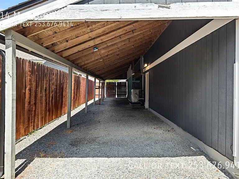 314 Montgomery St — Photo 34