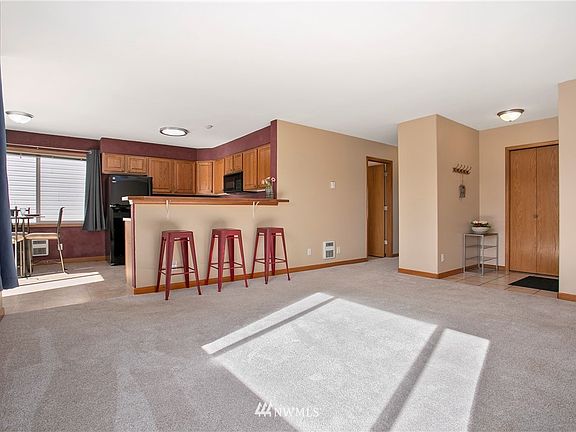 Plenty of room for furnishings.