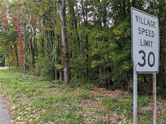 3rd image of 101 Smokey Hollow Rd
