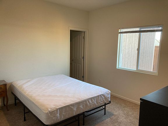 Queen bed