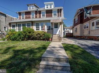 819 Broad St, Collingdale, PA 19023
